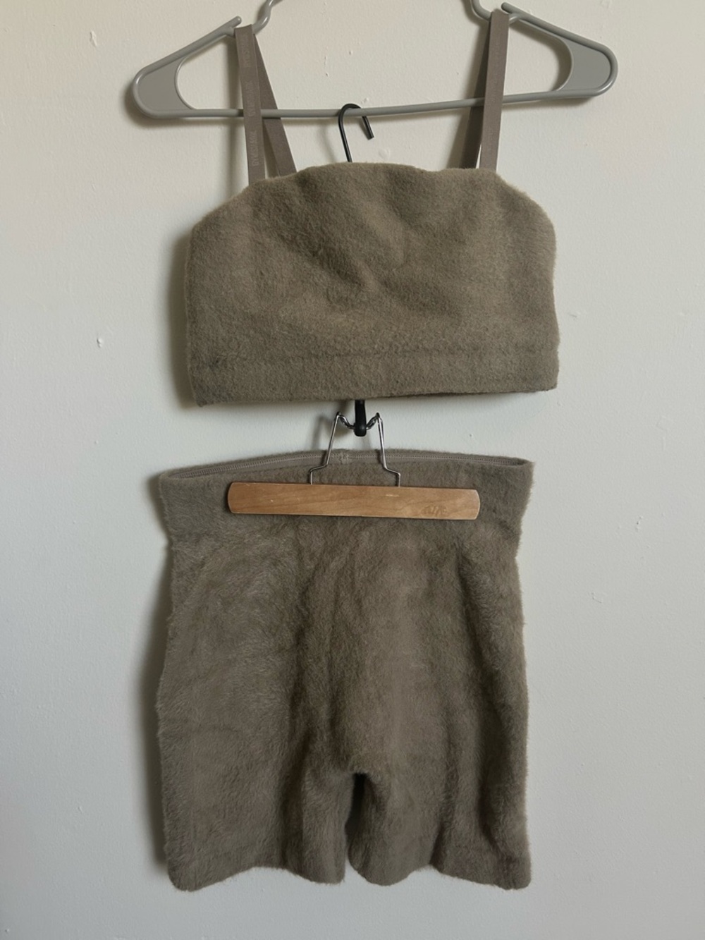 Women’s Gymshark Whitney Simmons Cozy Fuzzy Two-Piece Bra and Shorts Set - Taupe